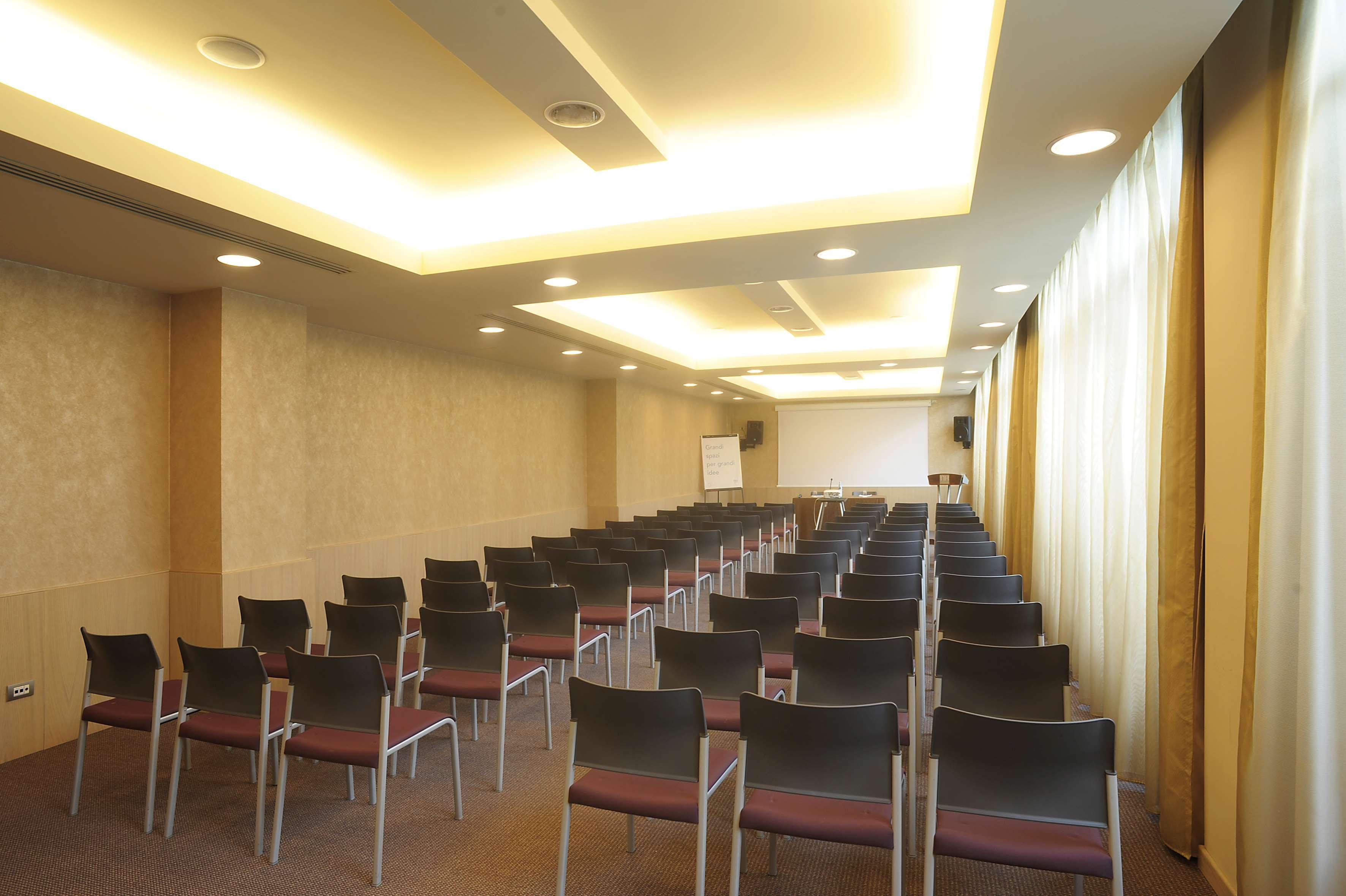 Hotel Nh Linate Peschiera Borromeo Exterior foto